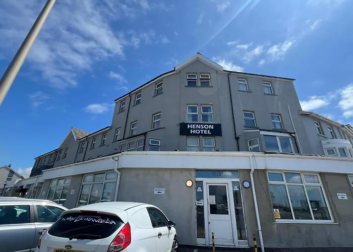 Henson Pleasure BeachAirport Hotel